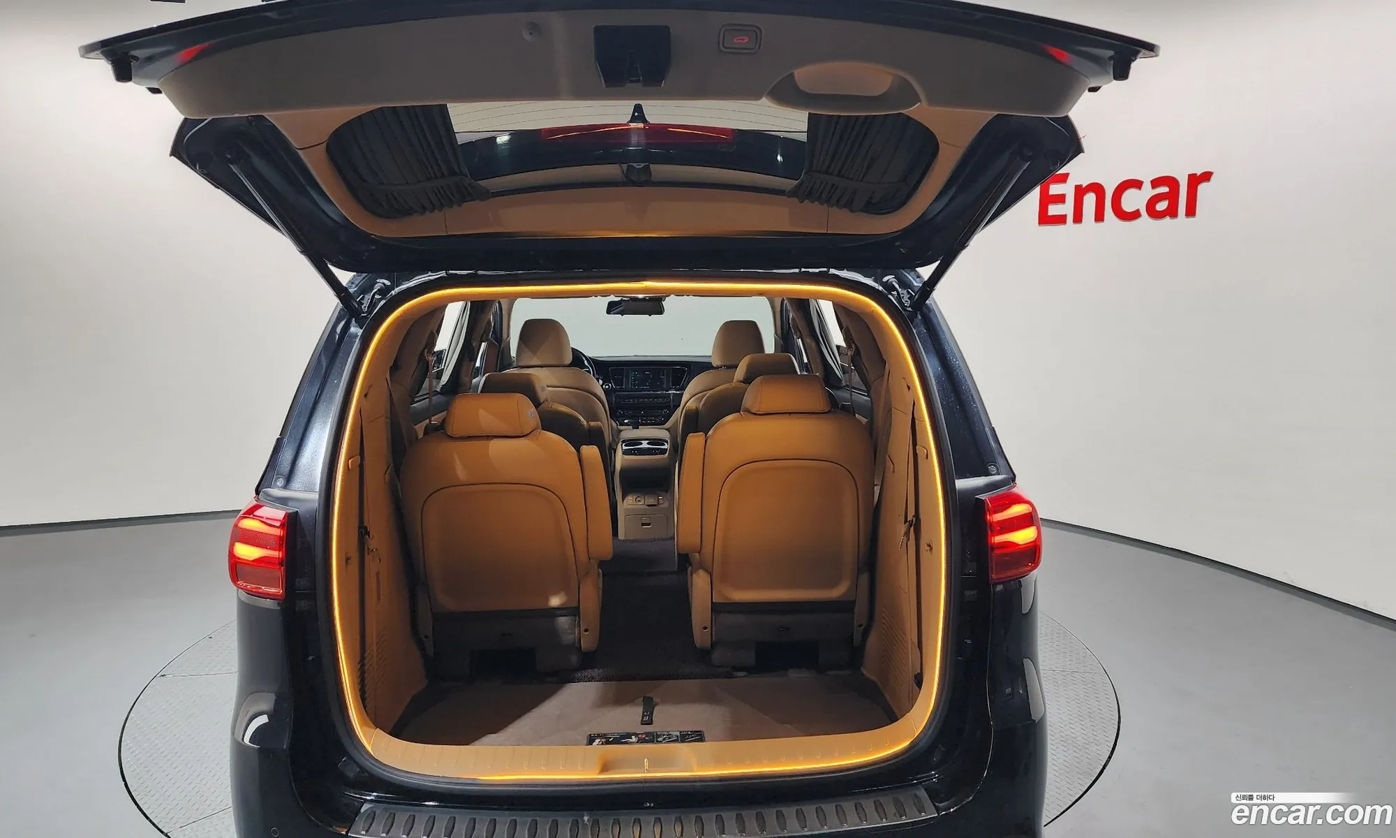 Kia Carnival 2018 — 34