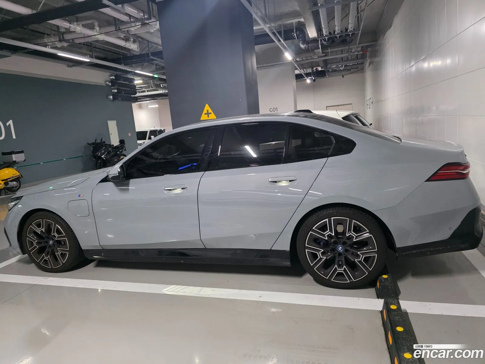BMW 5 Series 2024 — 5