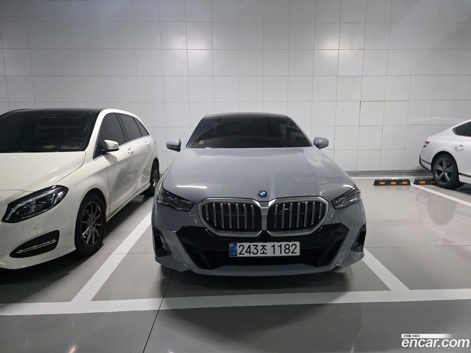 BMW 5 Series 2024 — 8