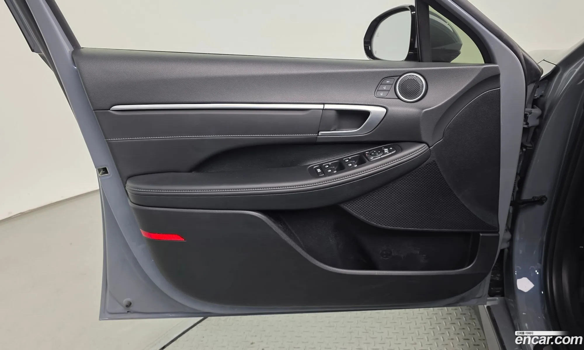 Hyundai Sonata the Edge Hybrid 2024 — 20