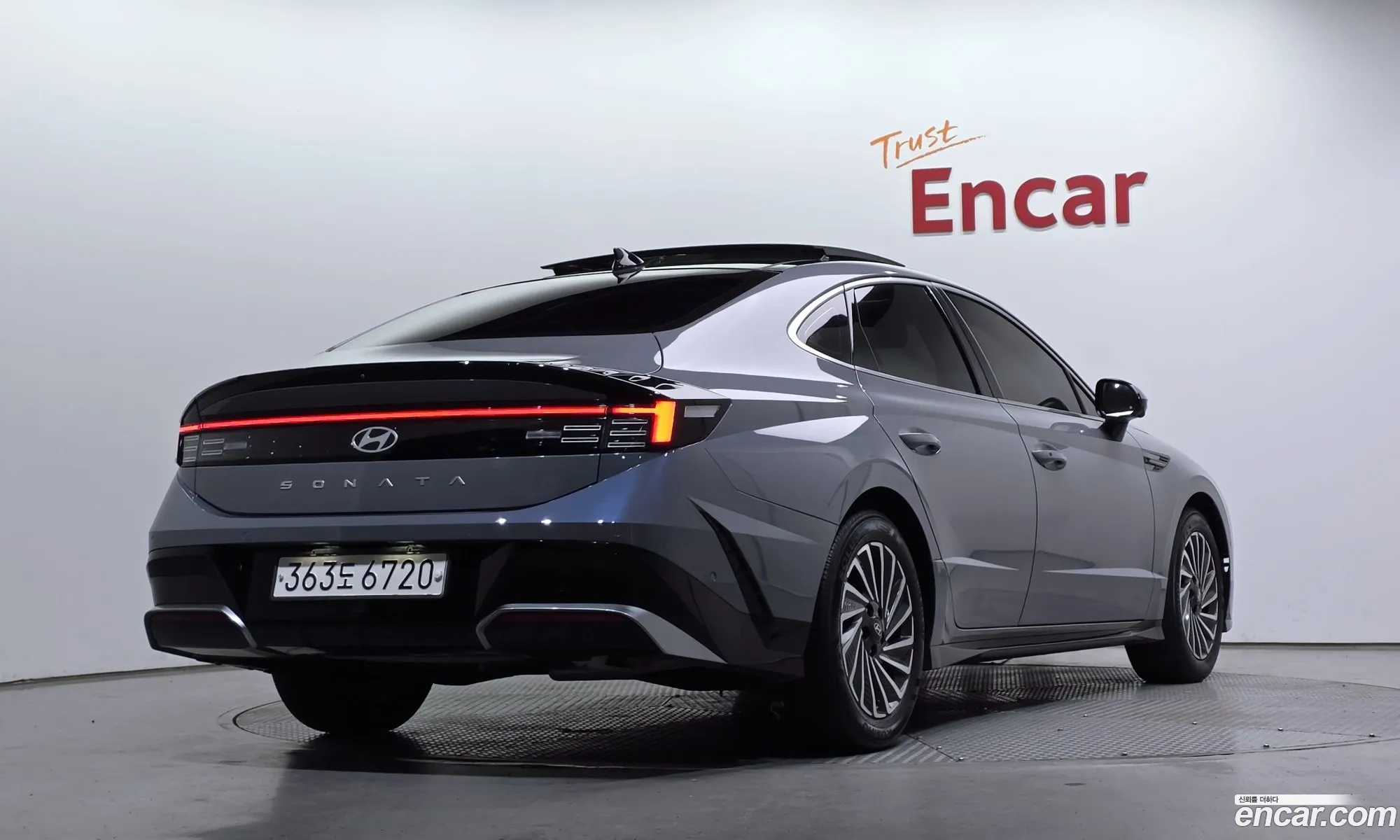 Hyundai Sonata the Edge Hybrid 2024 — 17