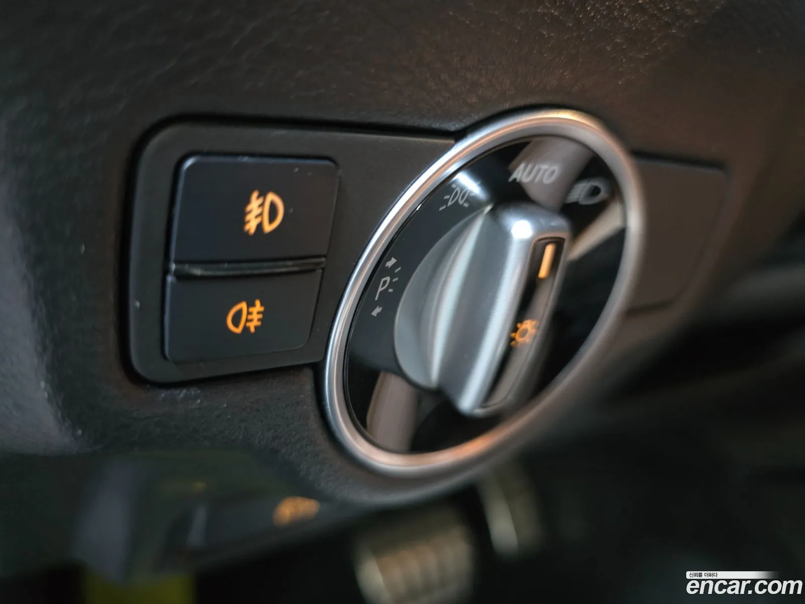 Infiniti Q30
