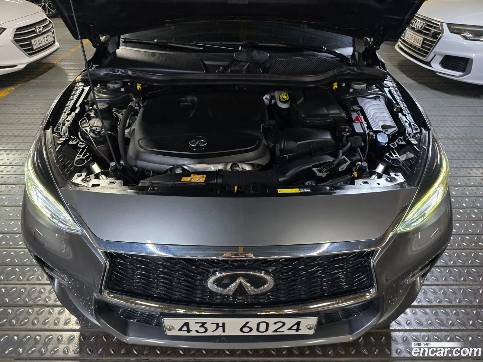 Infiniti Q30 2017 — 3