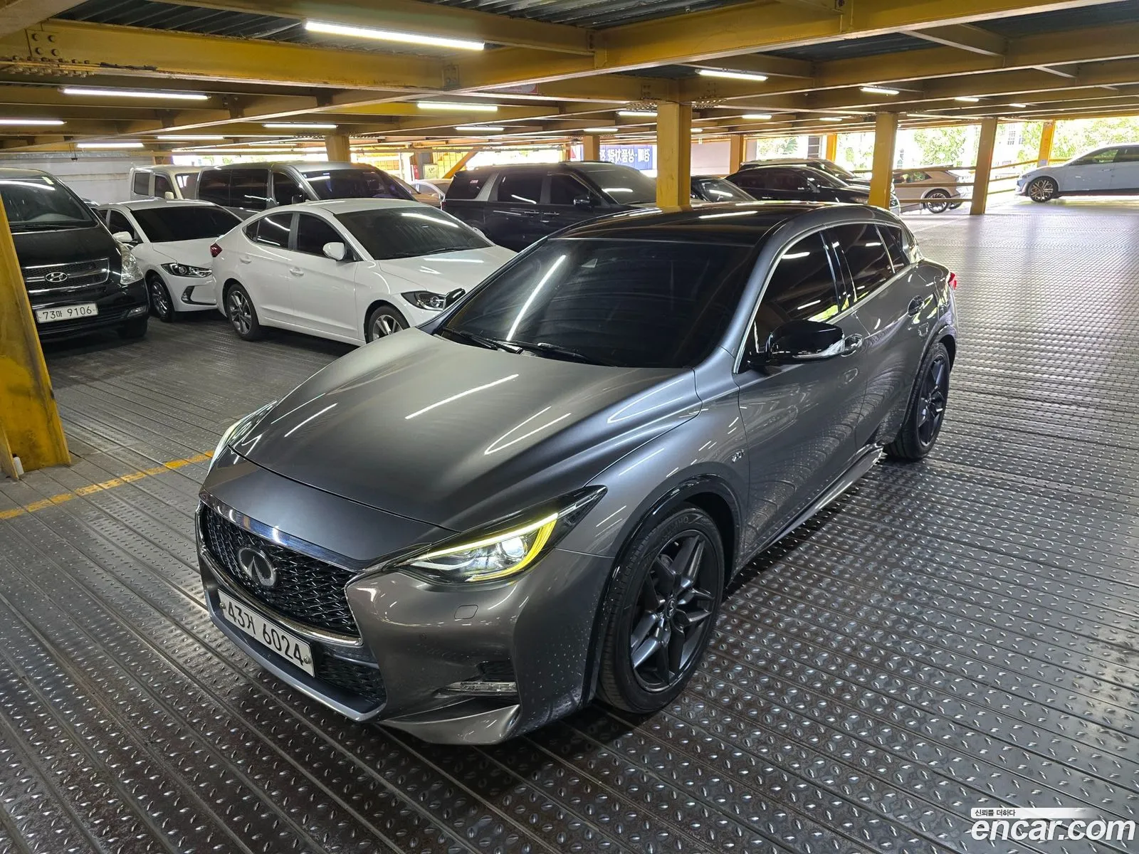 Infiniti Q30 2017 — 15