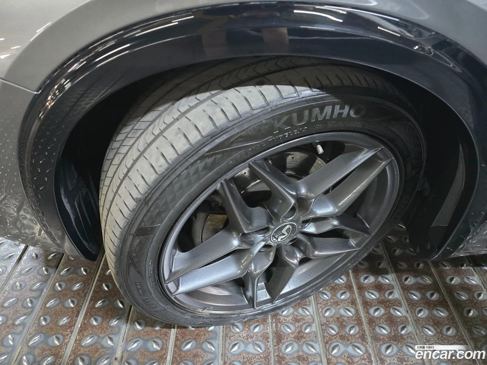 Infiniti Q30 2017 — 18