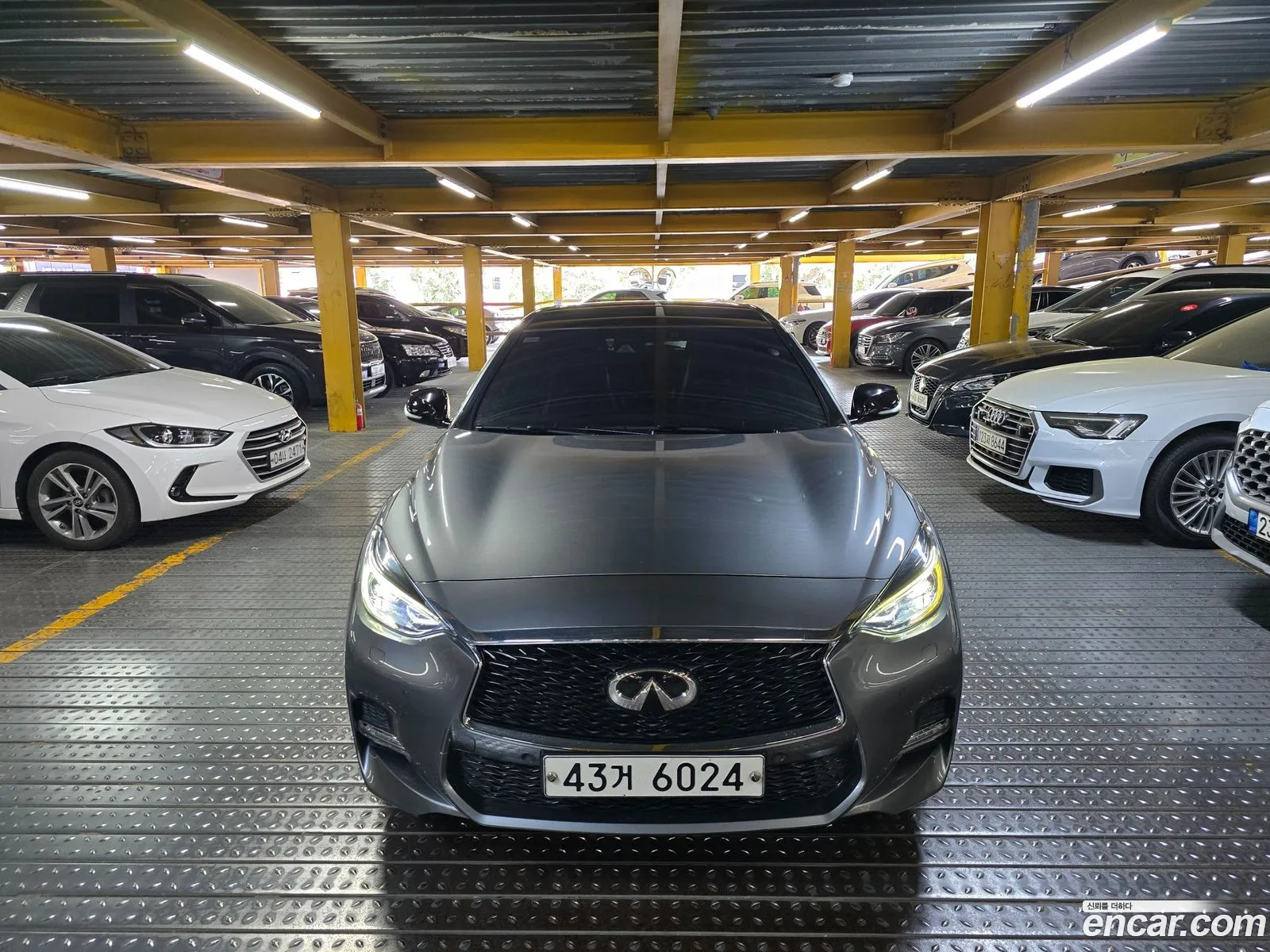 Infiniti Q30 2017 — 8