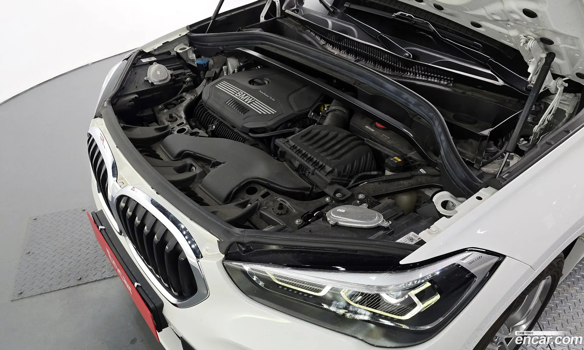 BMW X1 2019 WBA11DG08L5P17667 — 10