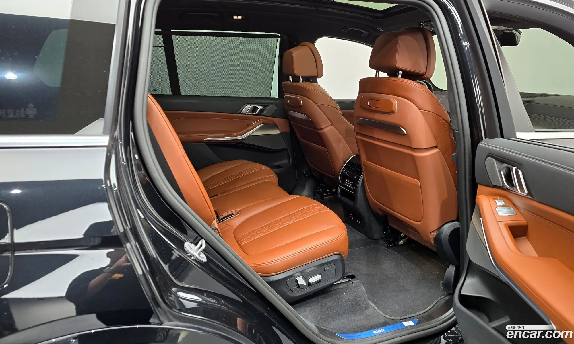 BMW X7 2025 WBA21EN00S9Z33131 — 4