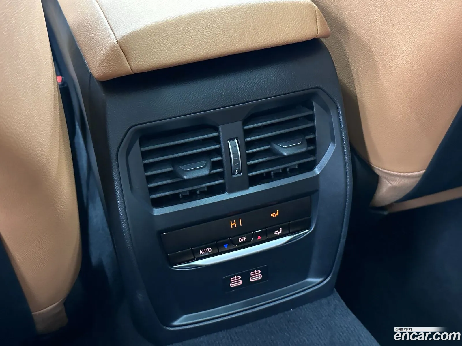BMW 3 Series 2025 — 11