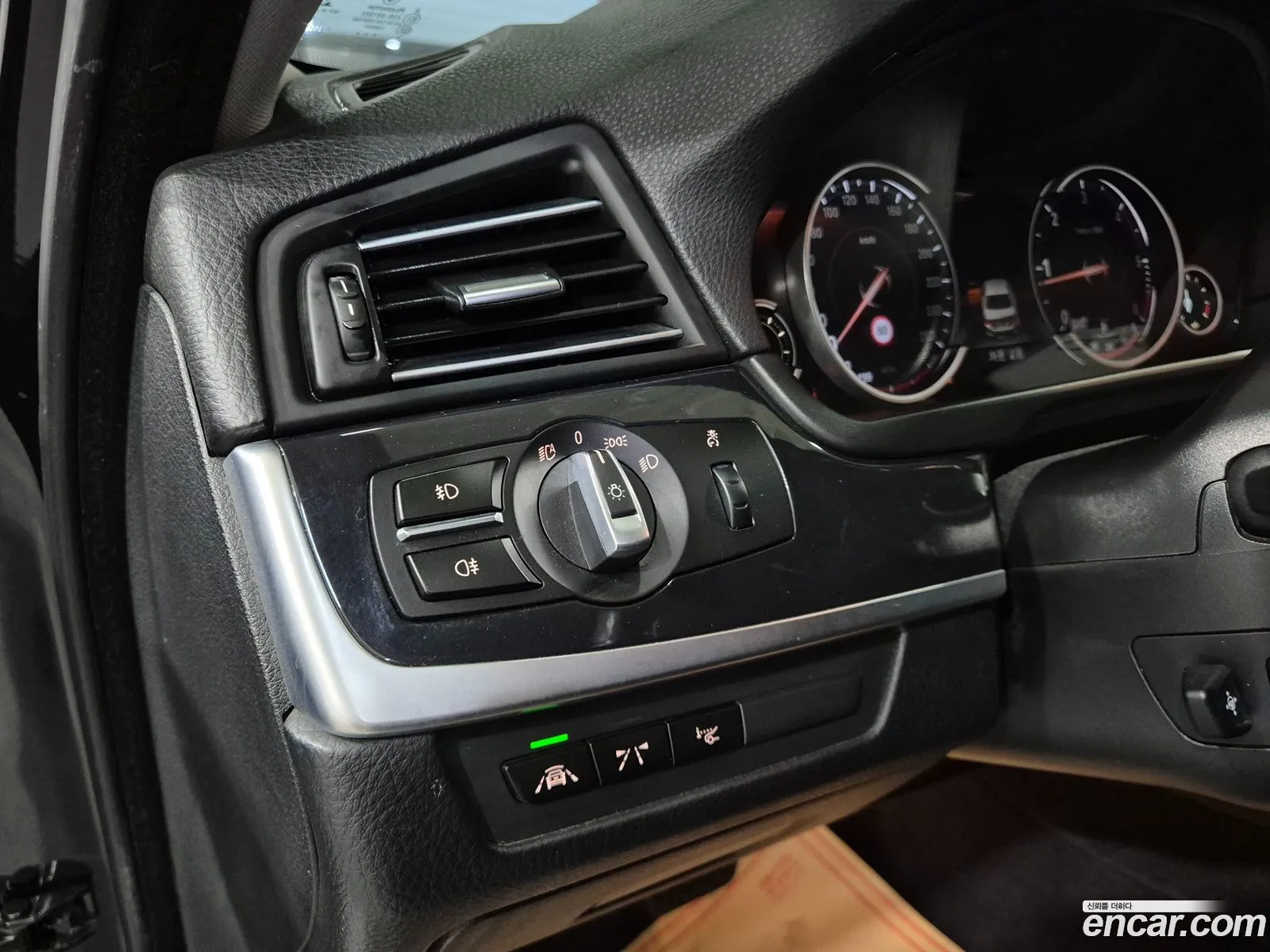 BMW 5 Series 2016 — 7