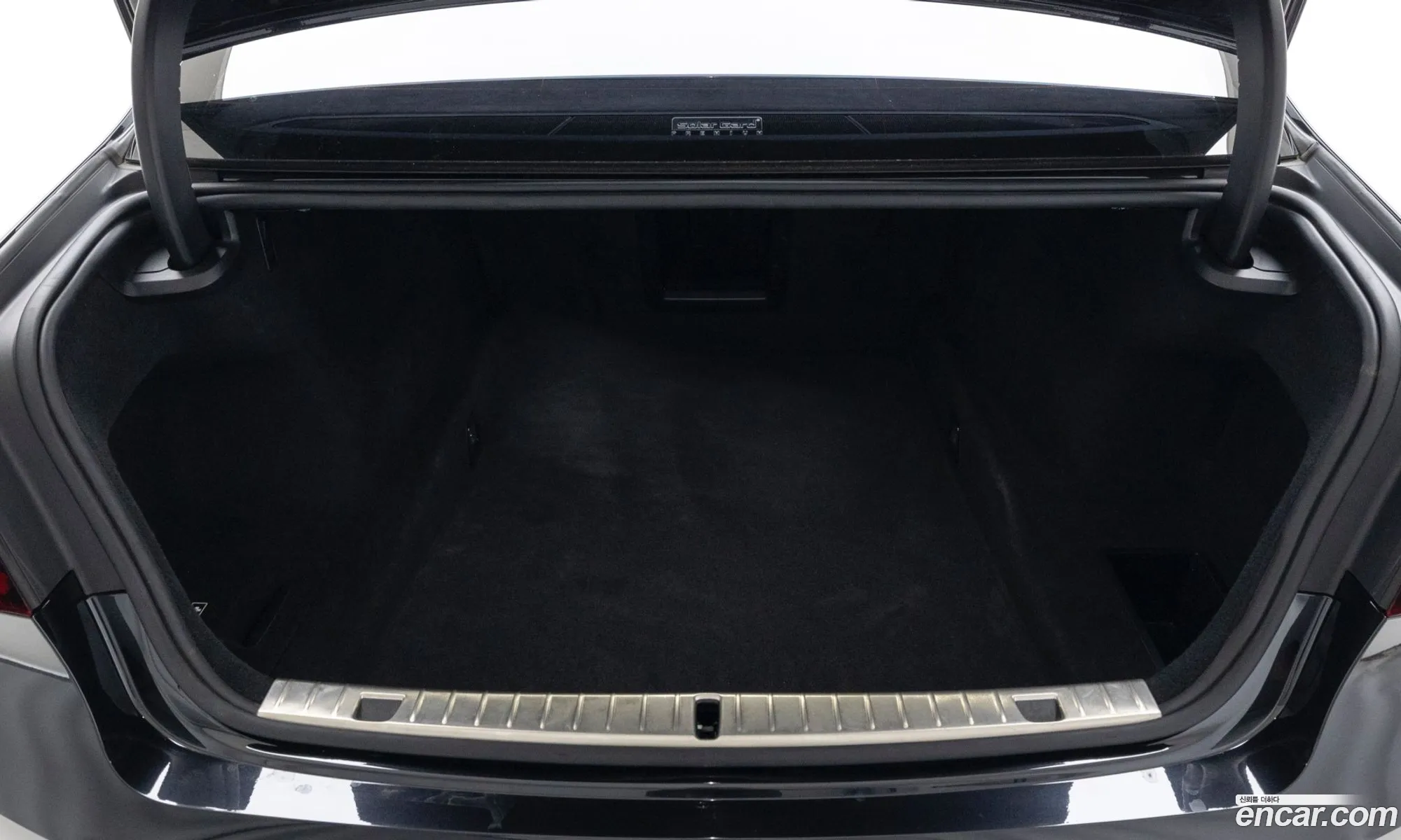 BMW 7 Series 2021 — 16