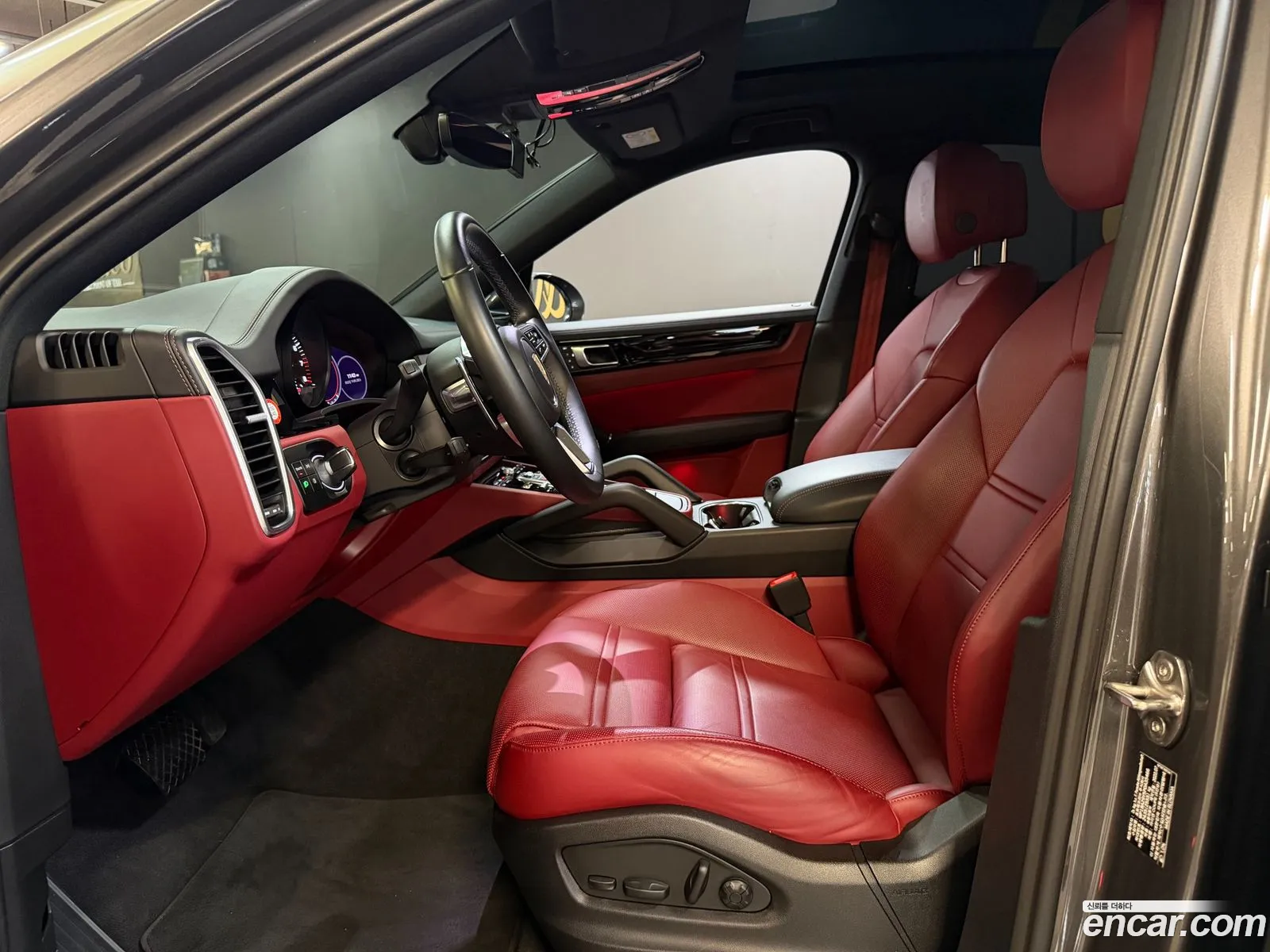 Porsche Cayenne 2022 — 8