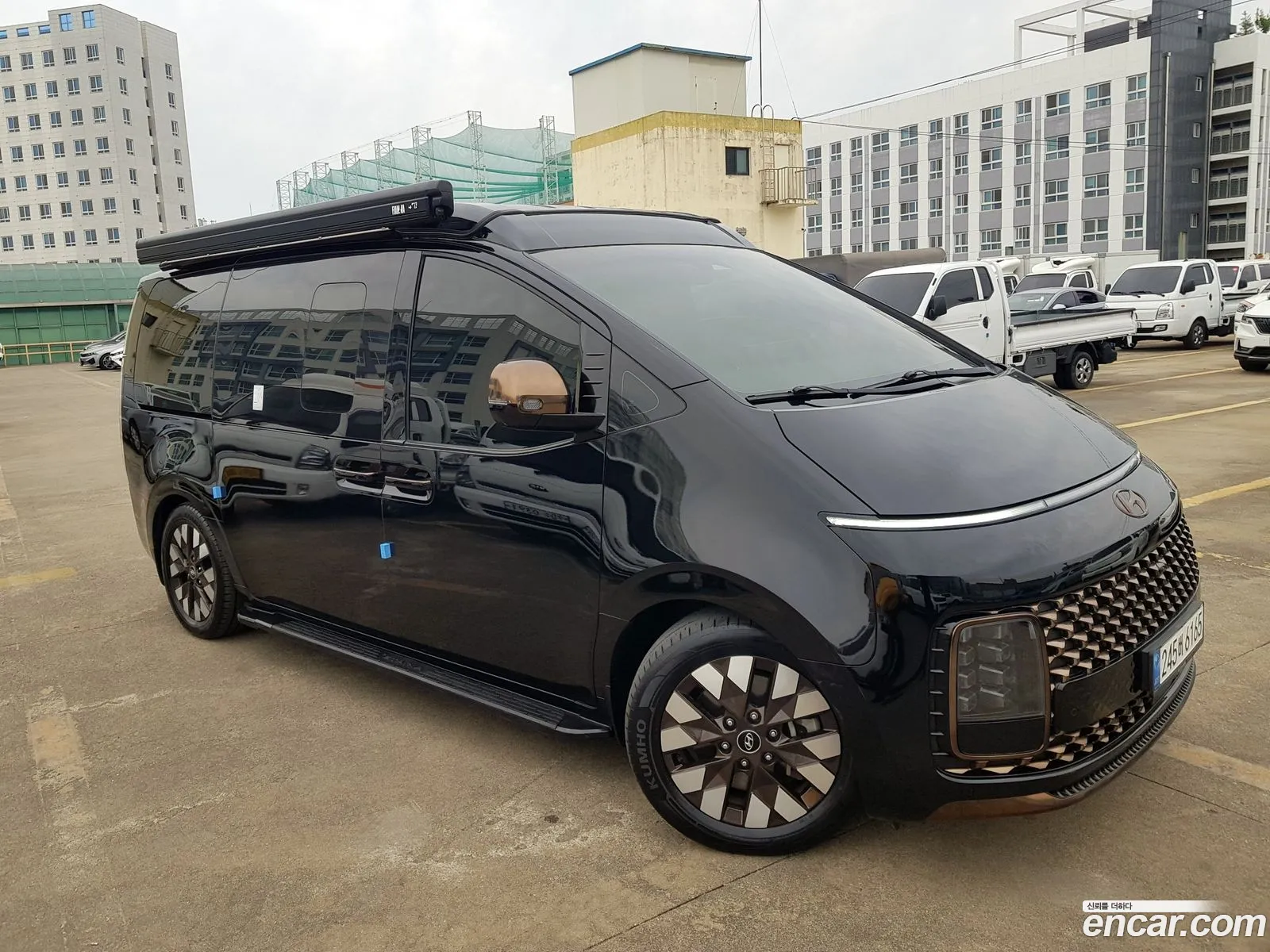 Hyundai Staria 2022 — 18