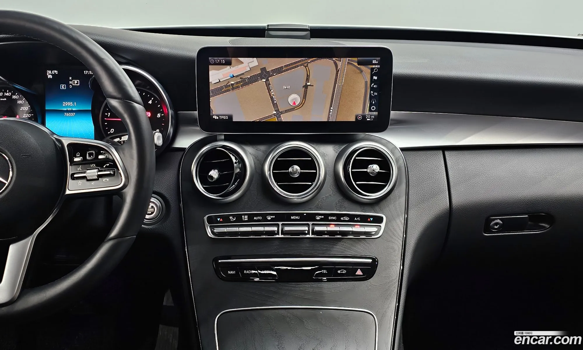 Mercedes-Benz C-Class W205 2019 — 12