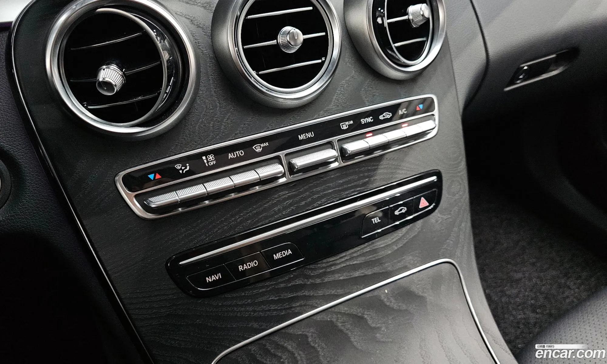 Mercedes-Benz C-Class W205 2019 — 11