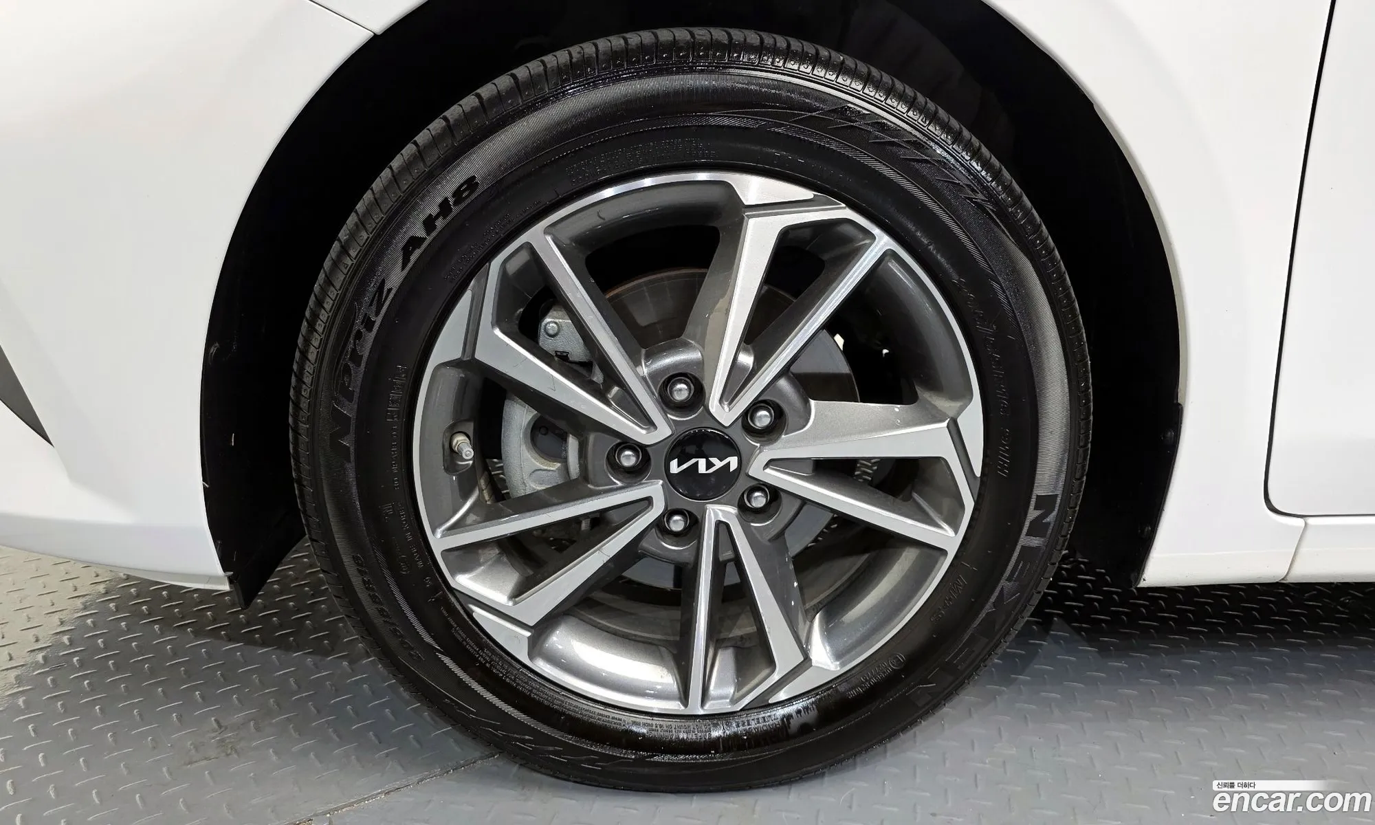 Kia K3 2024 — 6