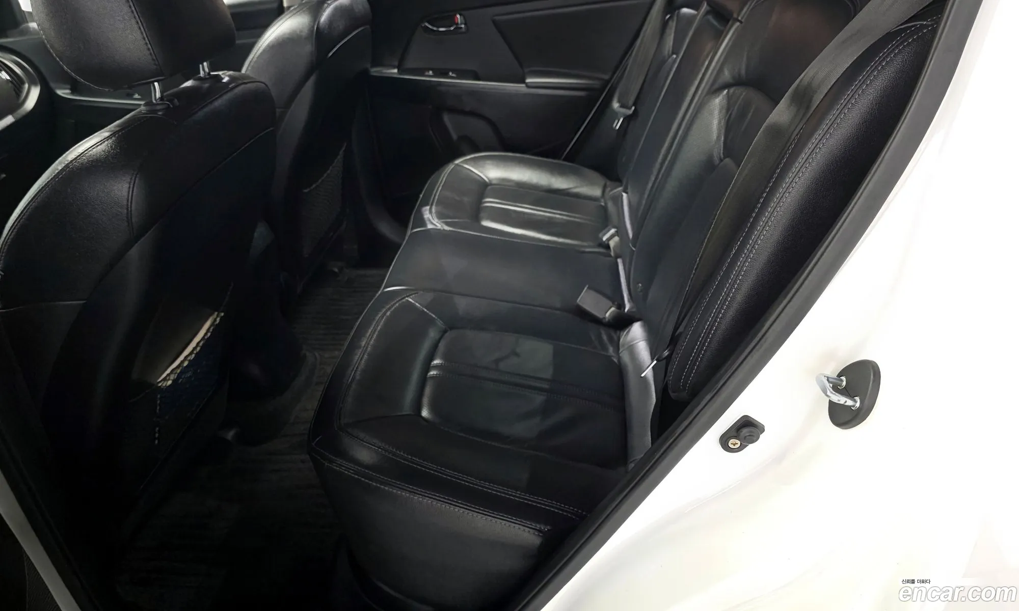 Kia Sportage R 2011 — 16