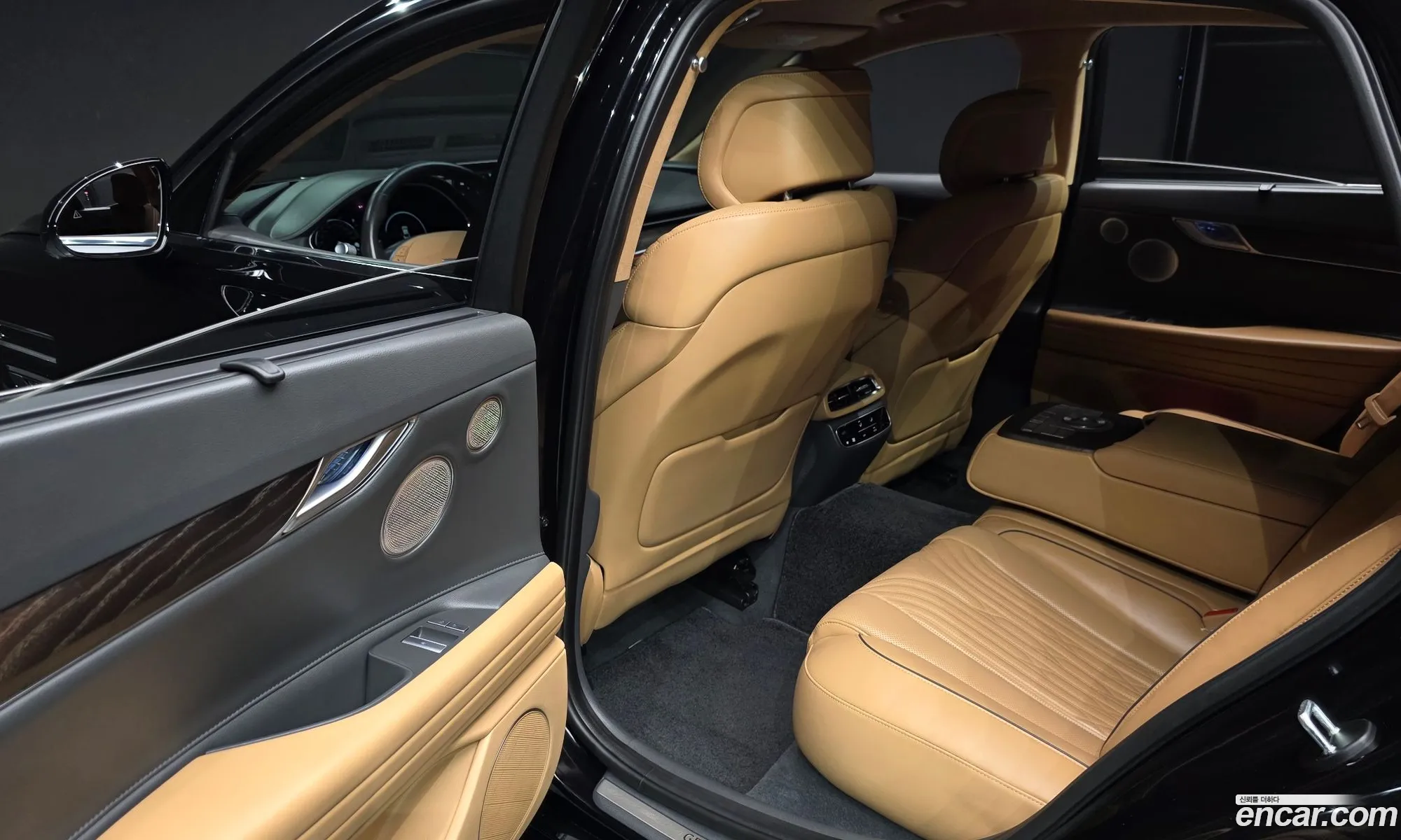 Genesis G80 2021 — 12