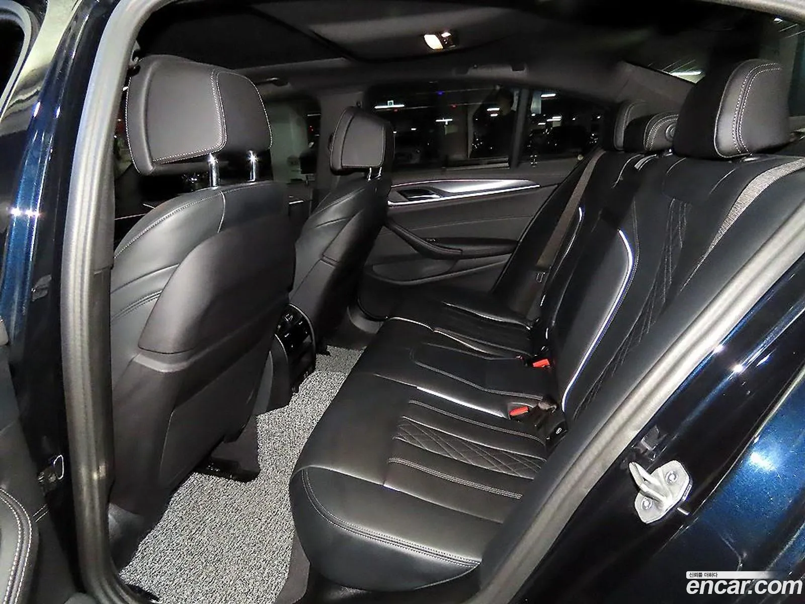 BMW 5 Series 2023 — 9
