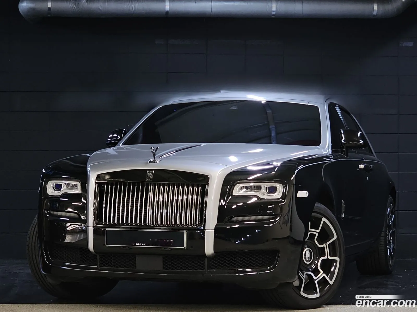 Rolls-Royce Ghost 2017 — 19