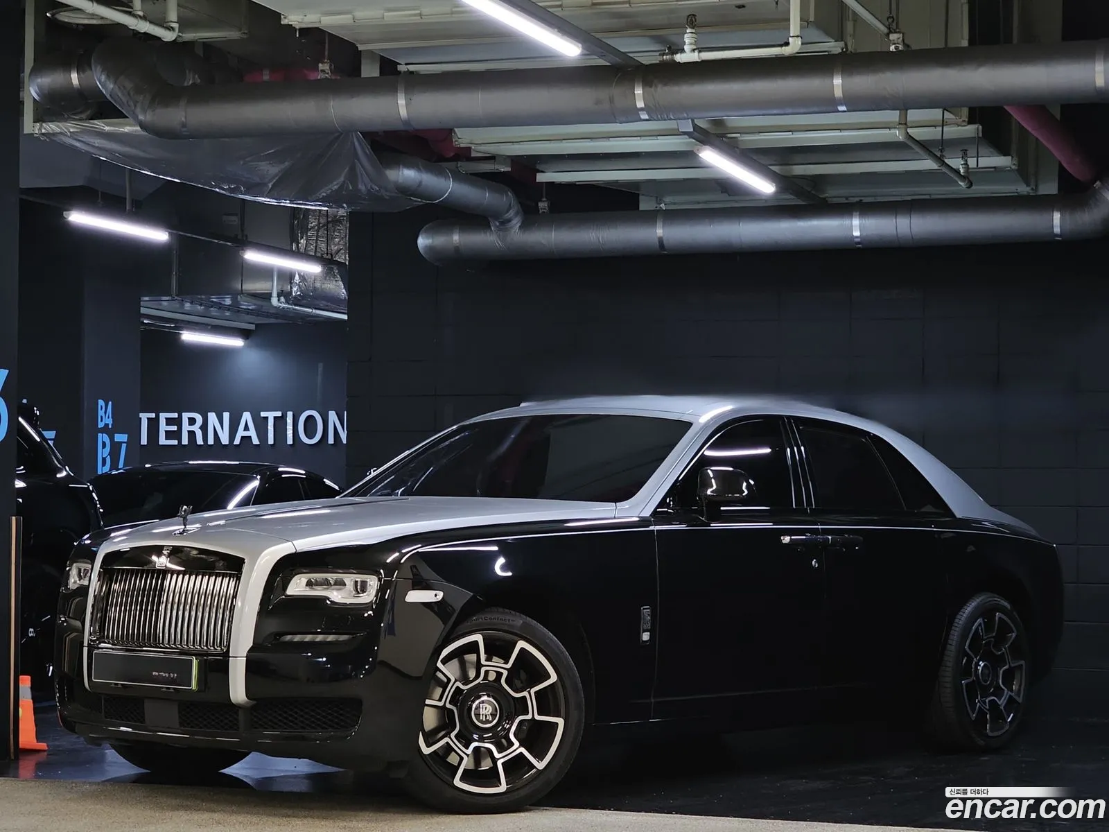 Rolls-Royce Ghost 2017 — 6