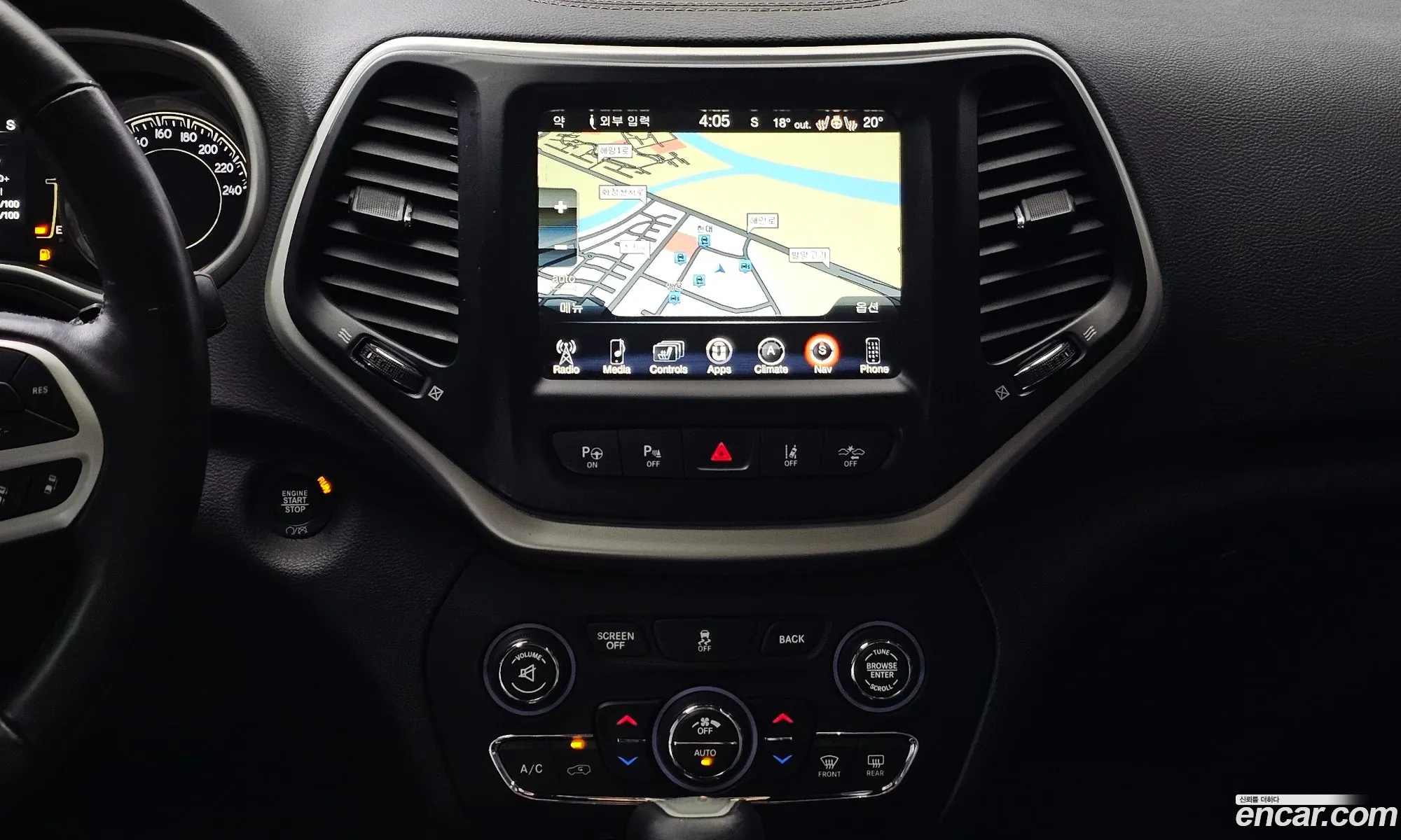 Jeep Cherokee 2018 1C4PJMCB3JD505184 — 2