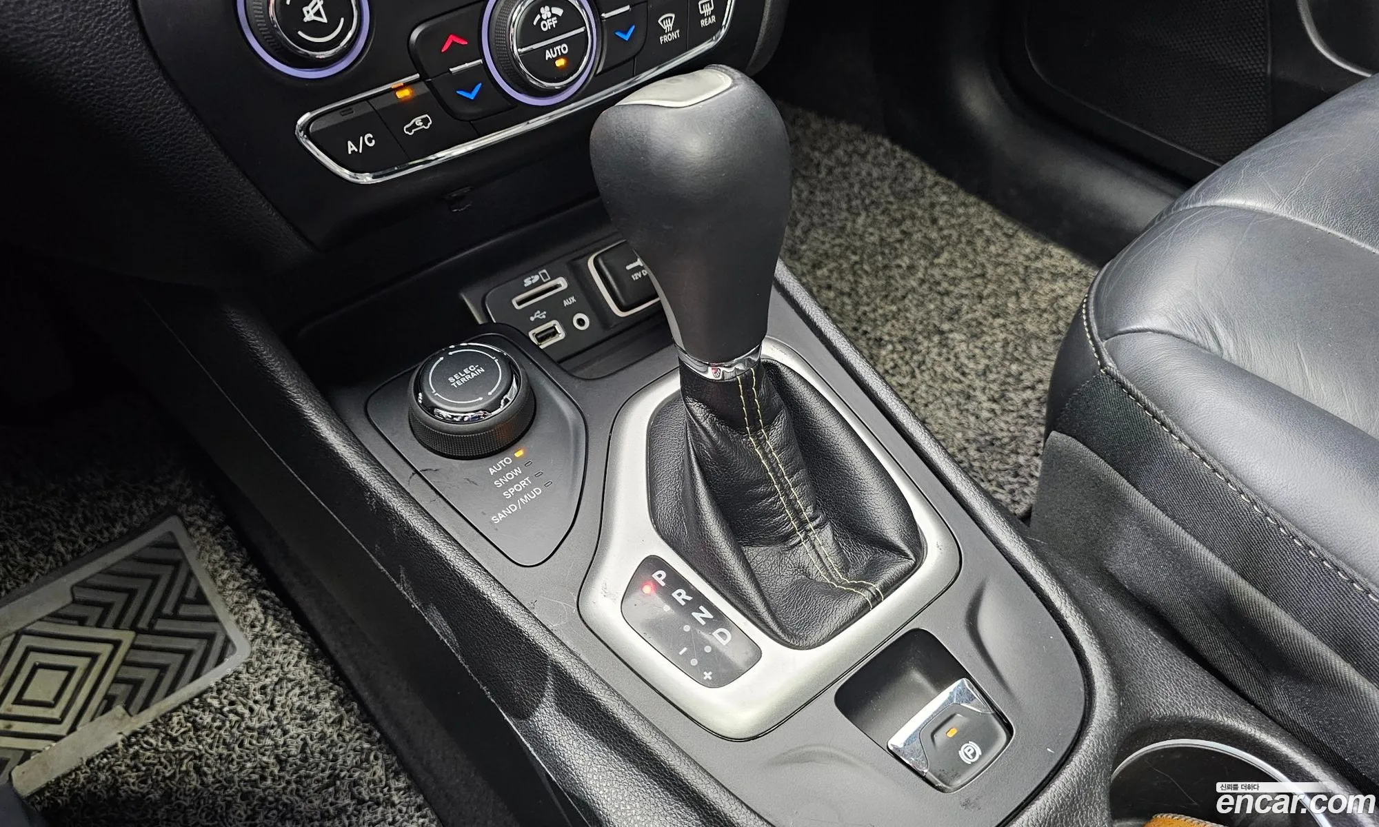 Jeep Cherokee 2018 1C4PJMCB3JD505184 — 19