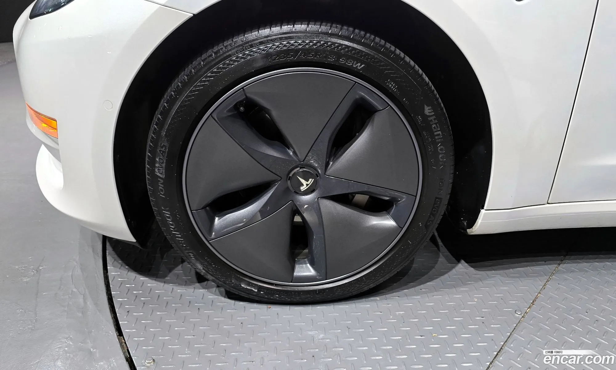 Tesla Model 3 2020 5YJ3E1EB6LF756114 — 6