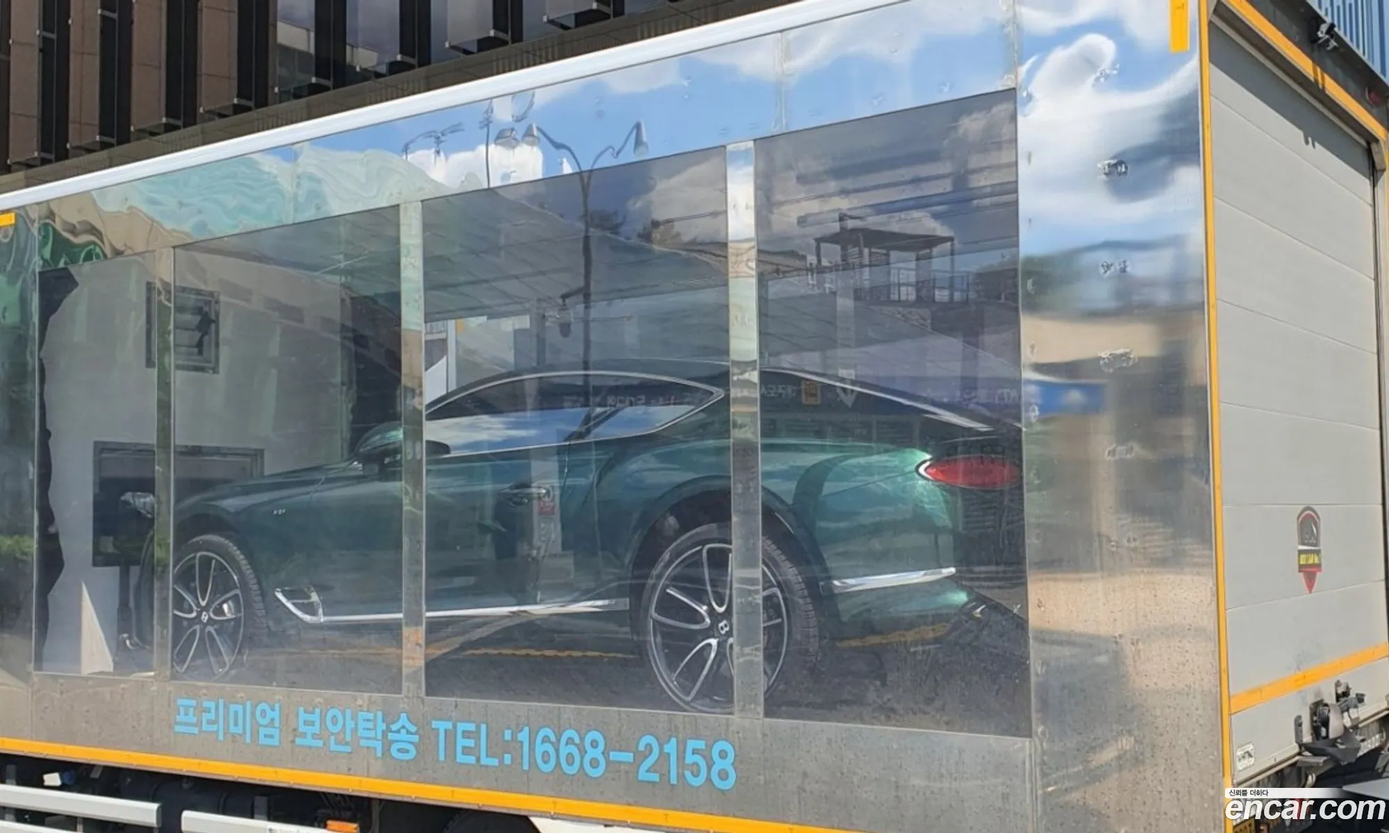 Bentley Continental GT 2022 — 12