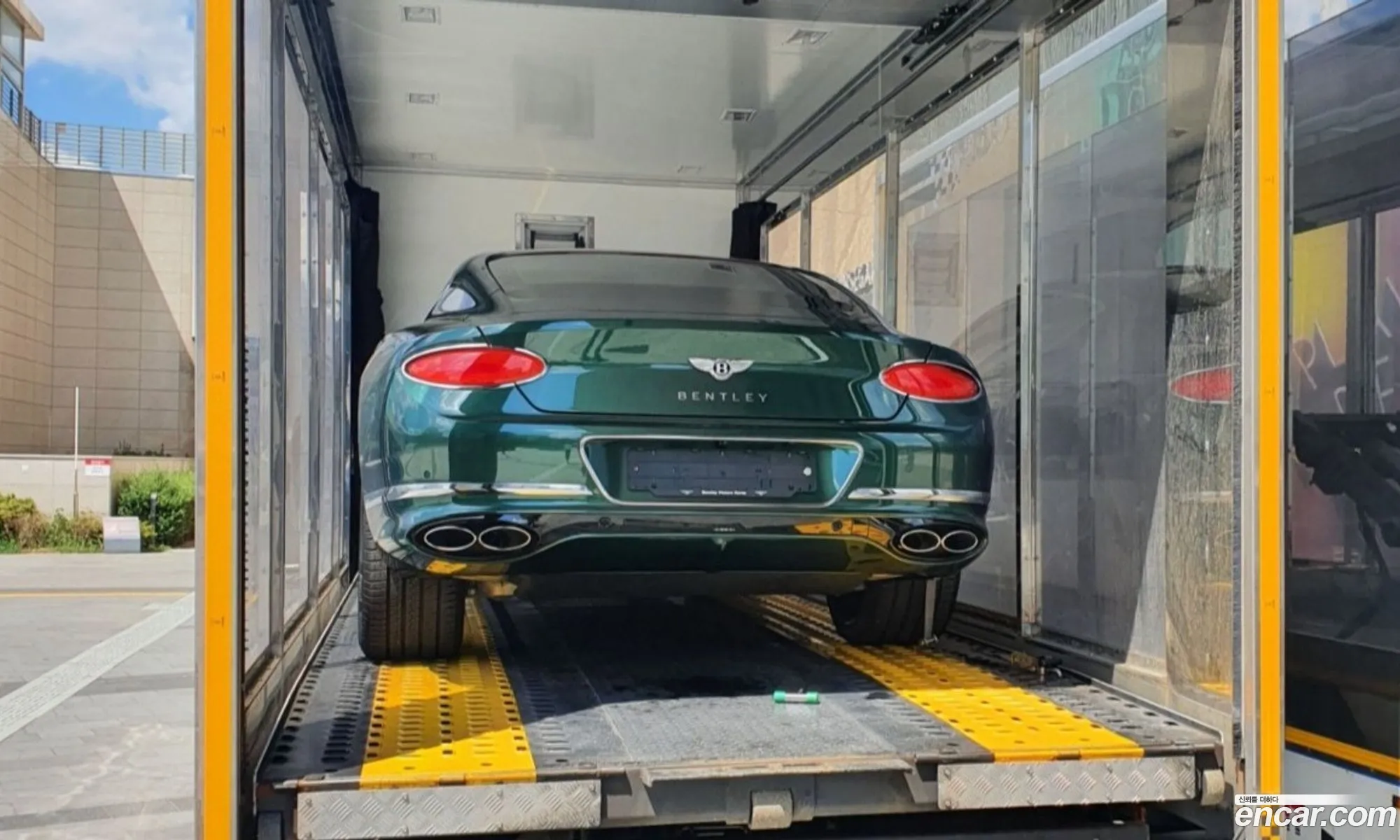 Bentley Continental GT 2022 — 11