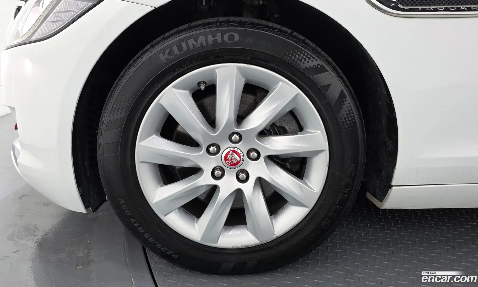 Jaguar XF 2017 — 3