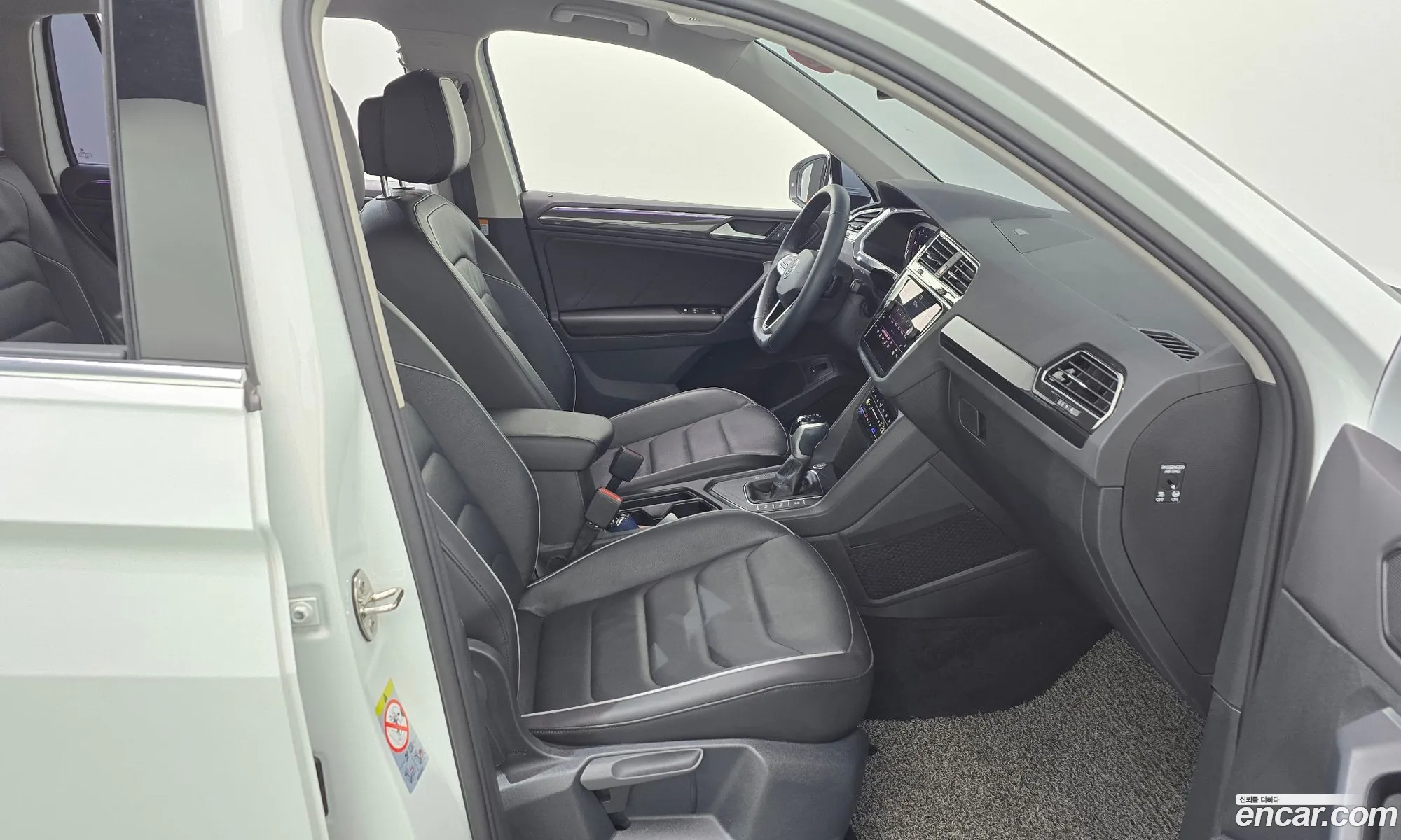Volkswagen Tiguan 2021 — 19