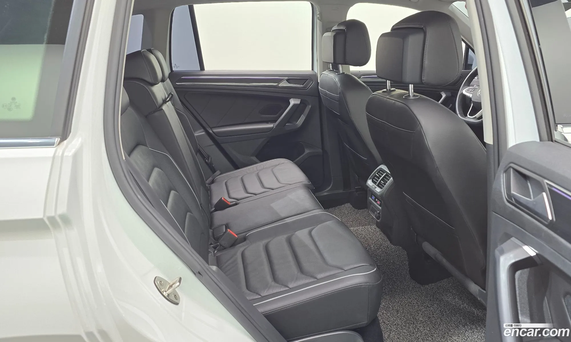 Volkswagen Tiguan 2021 — 32
