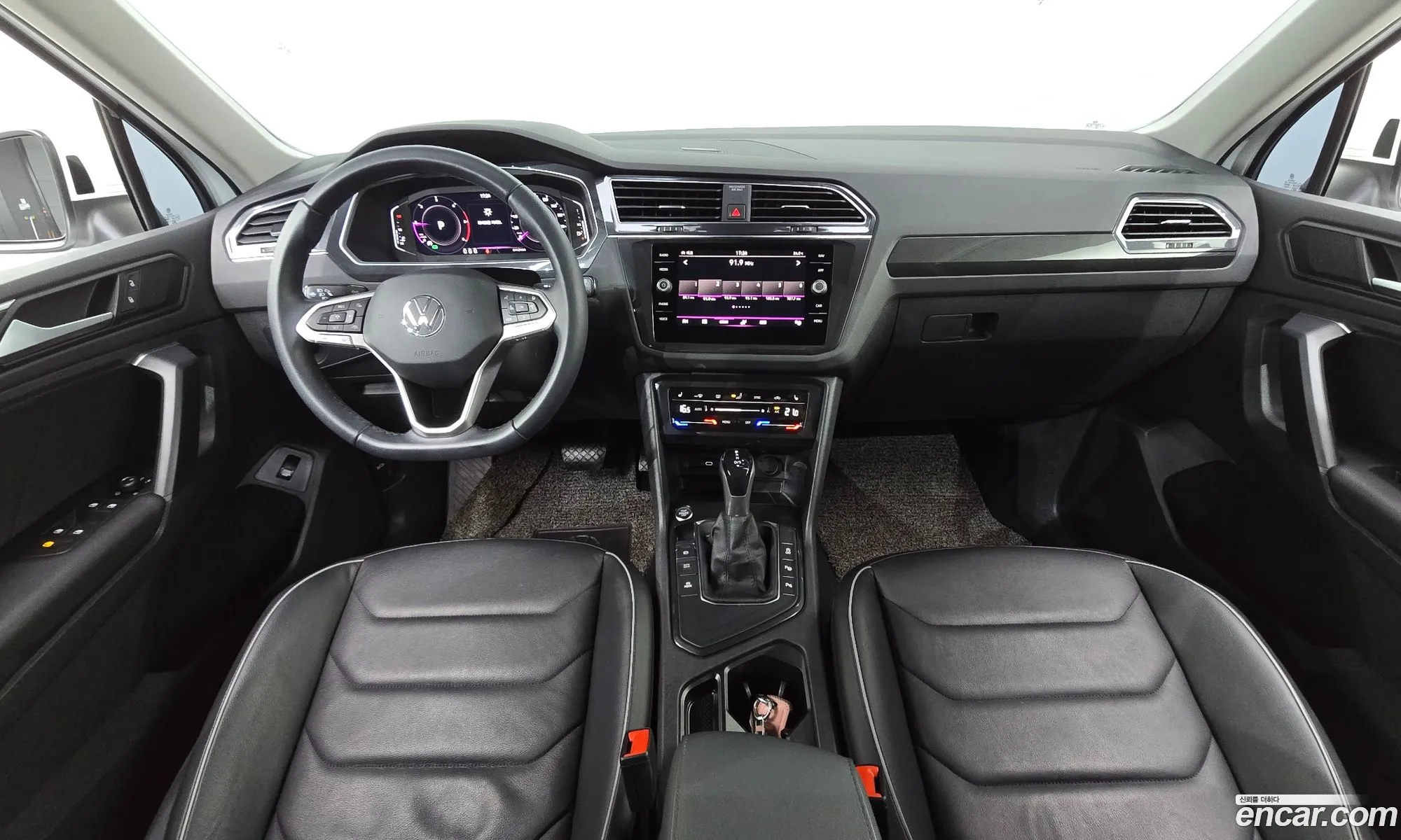 Volkswagen Tiguan 2021 — 30
