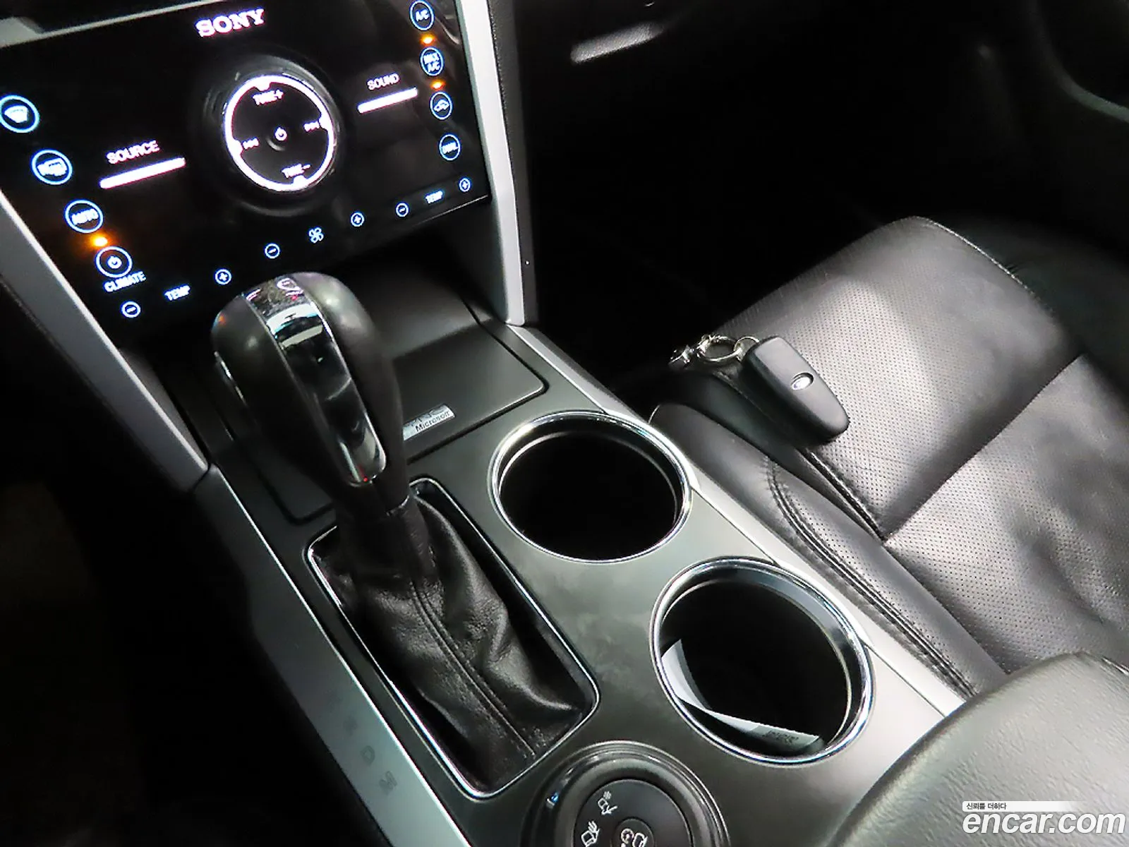 Ford Explorer 2012 — 16