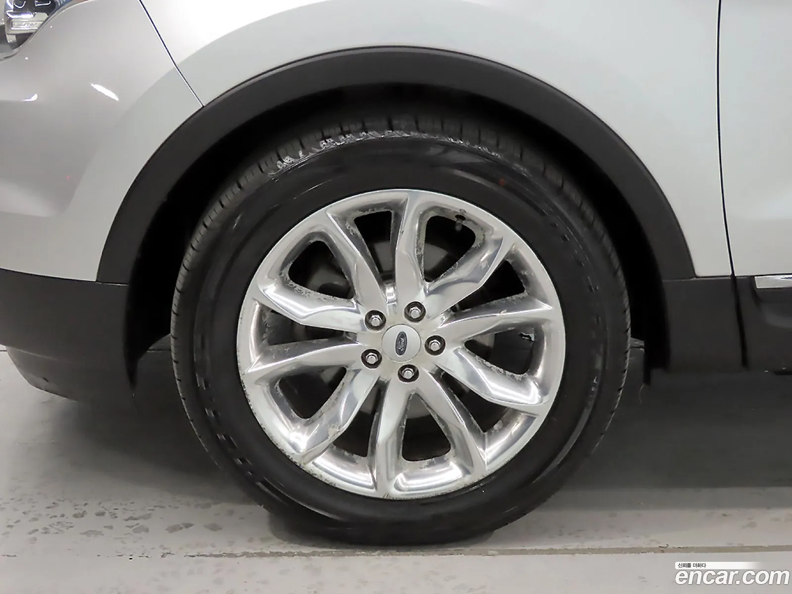 Ford Explorer 2012 — 8