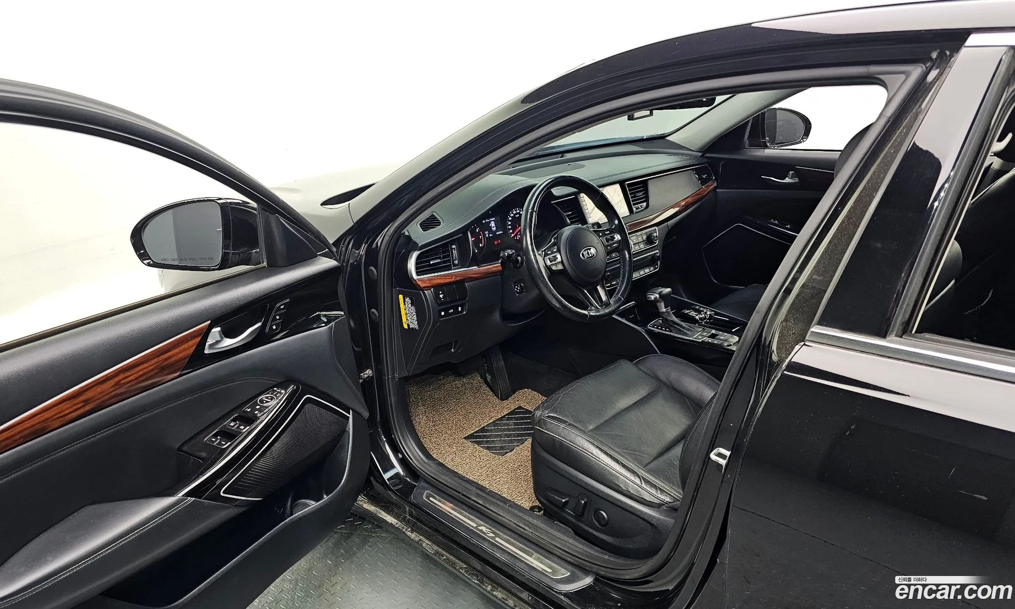 Kia K7 2016 — 19