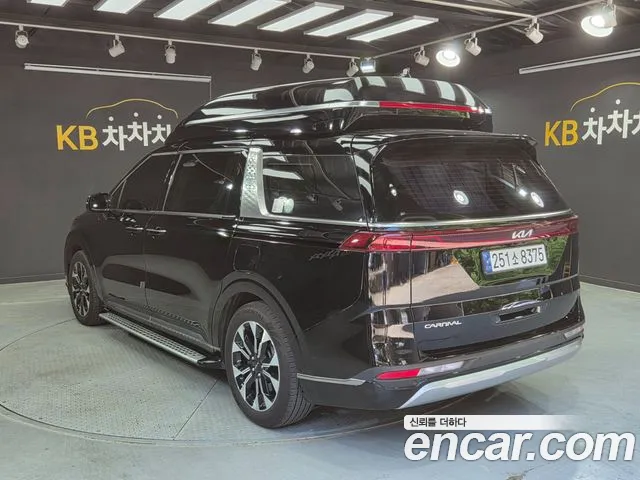 Kia Carnival 2022 — 3