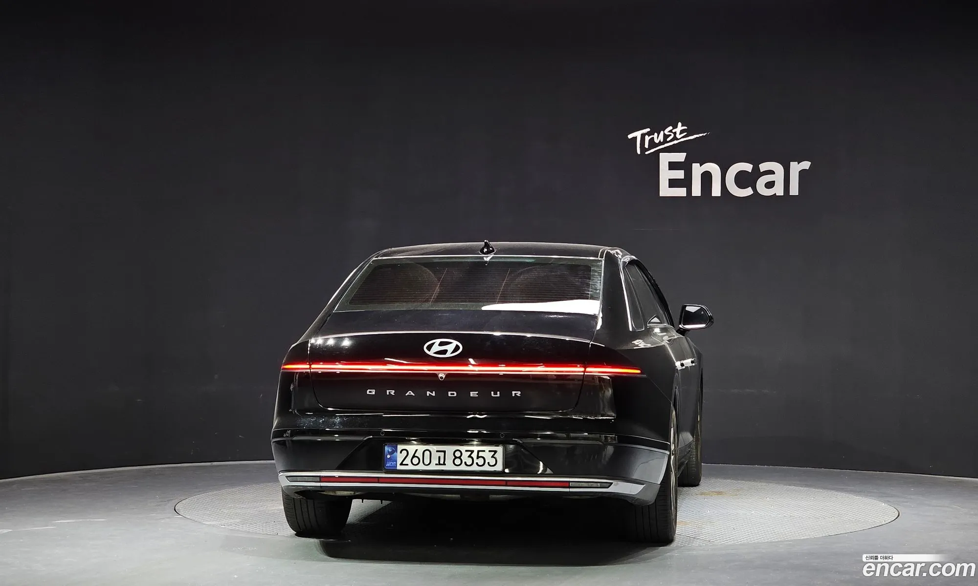 Hyundai Grandeur 2023 — 10