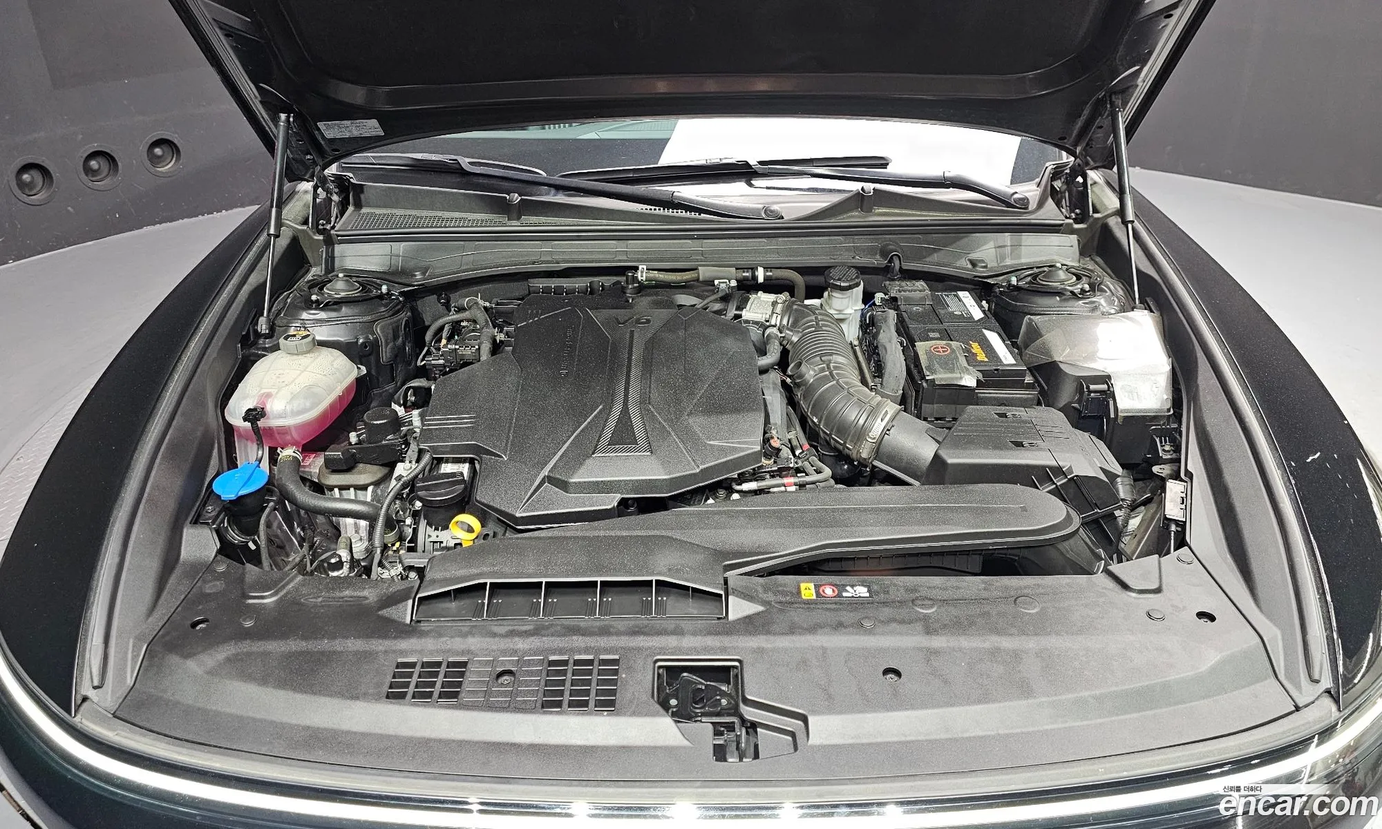 Hyundai Grandeur 2023 — 14