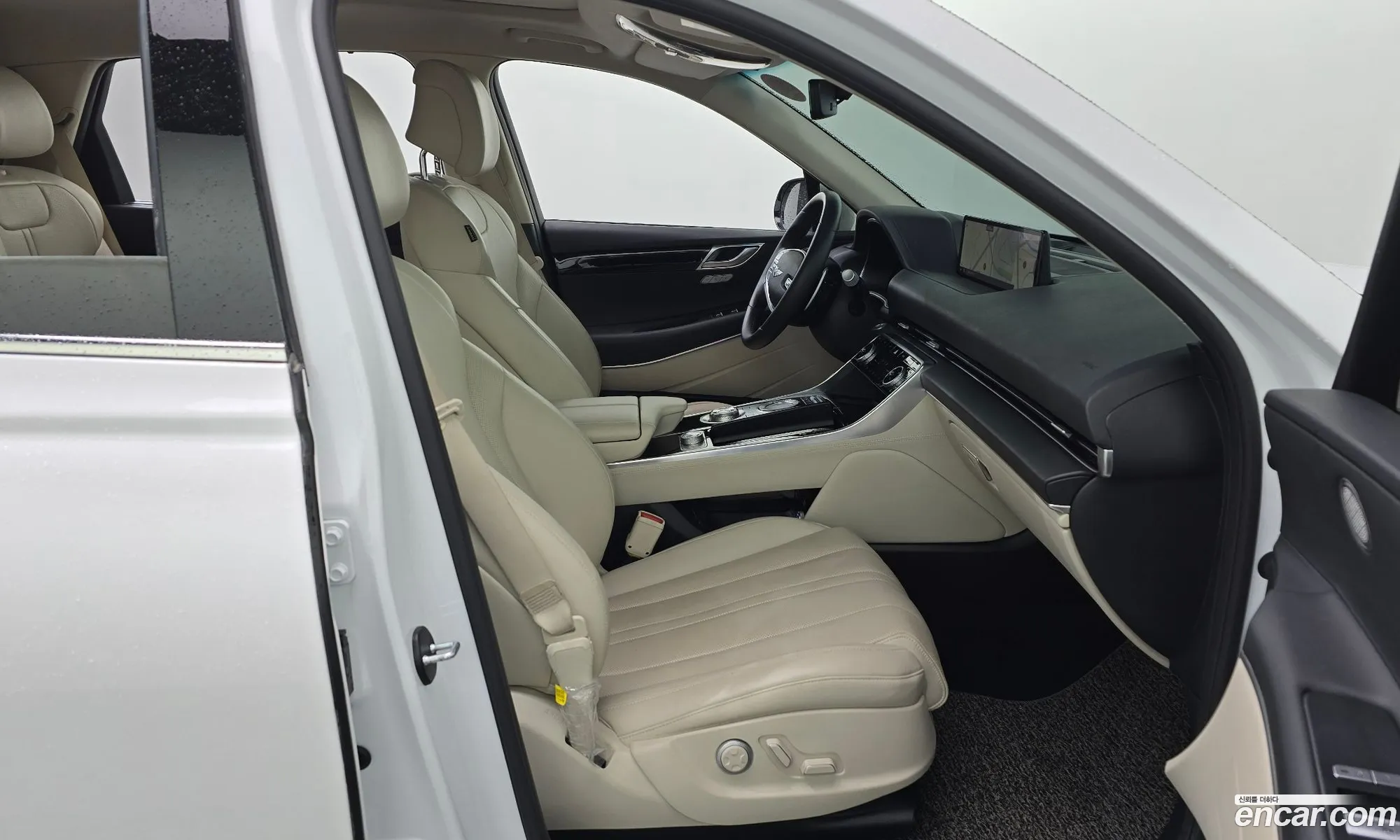 Genesis GV80 2020 — 21