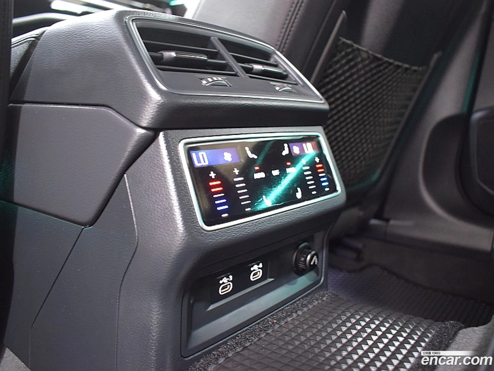 Audi A6 2021 — 13