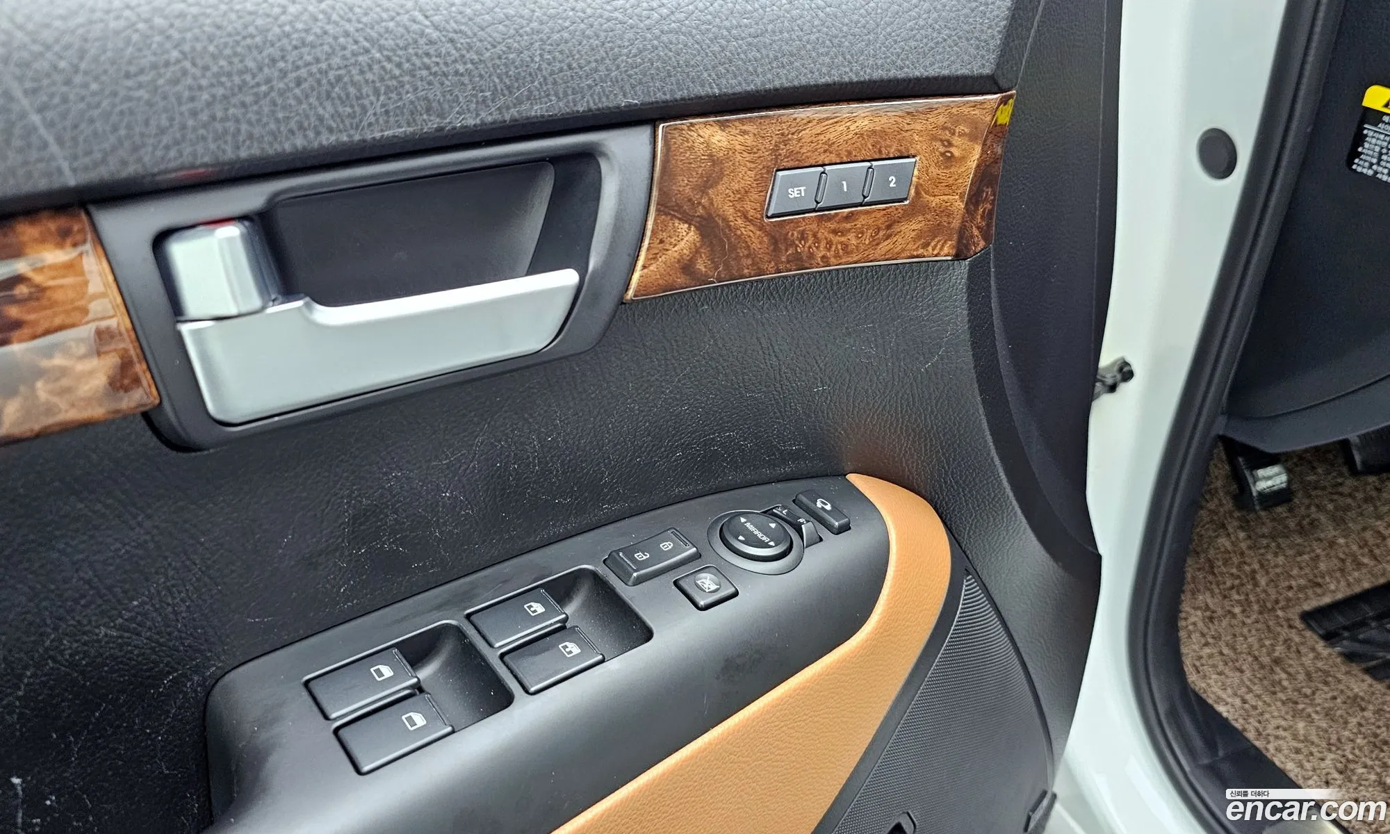Kia Mohave 2017 — 28