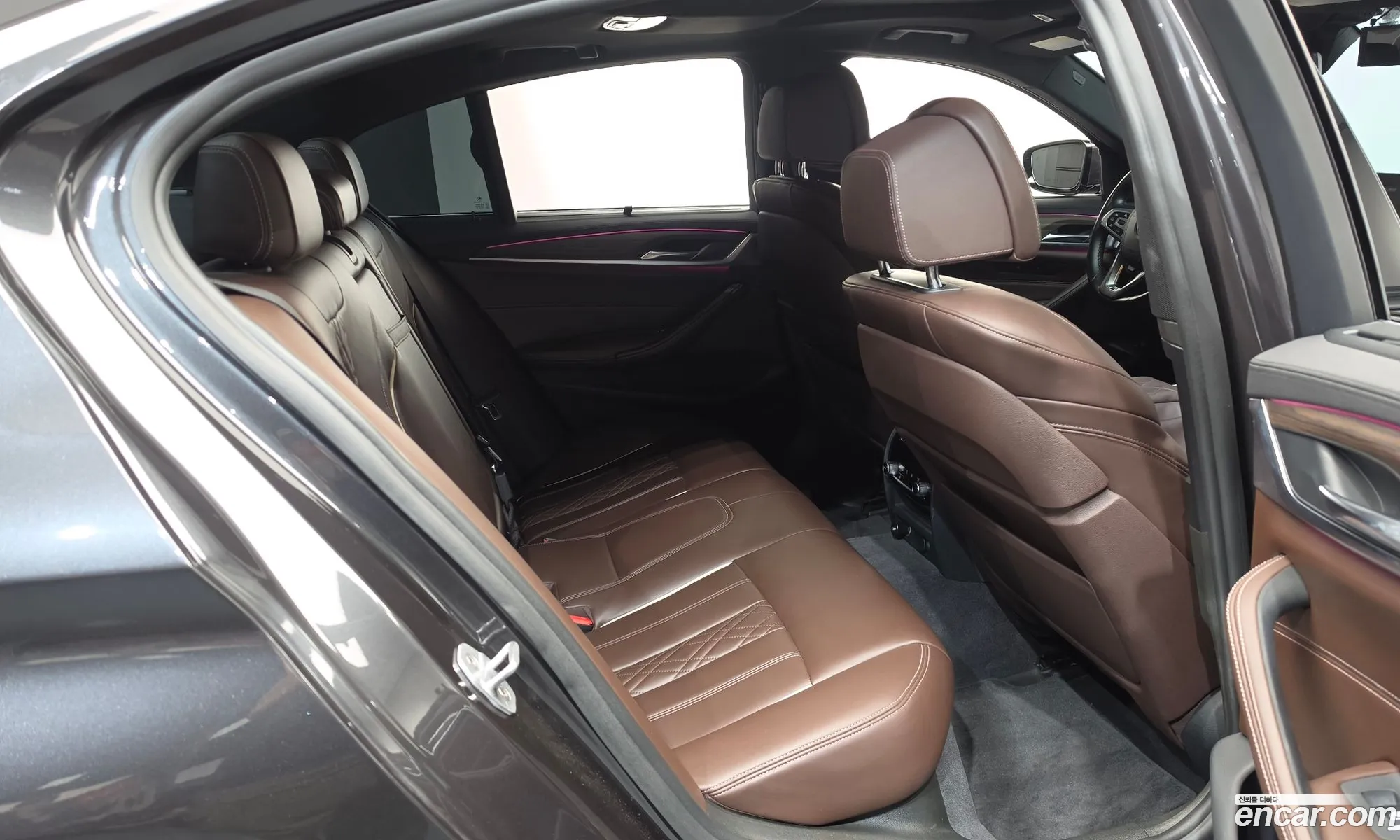 BMW 5 Series 2018 WBAJD3109JB255080 — 15