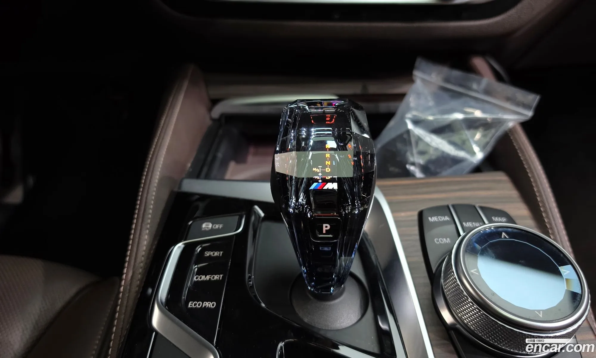 BMW 5 Series 2018 WBAJD3109JB255080 — 9
