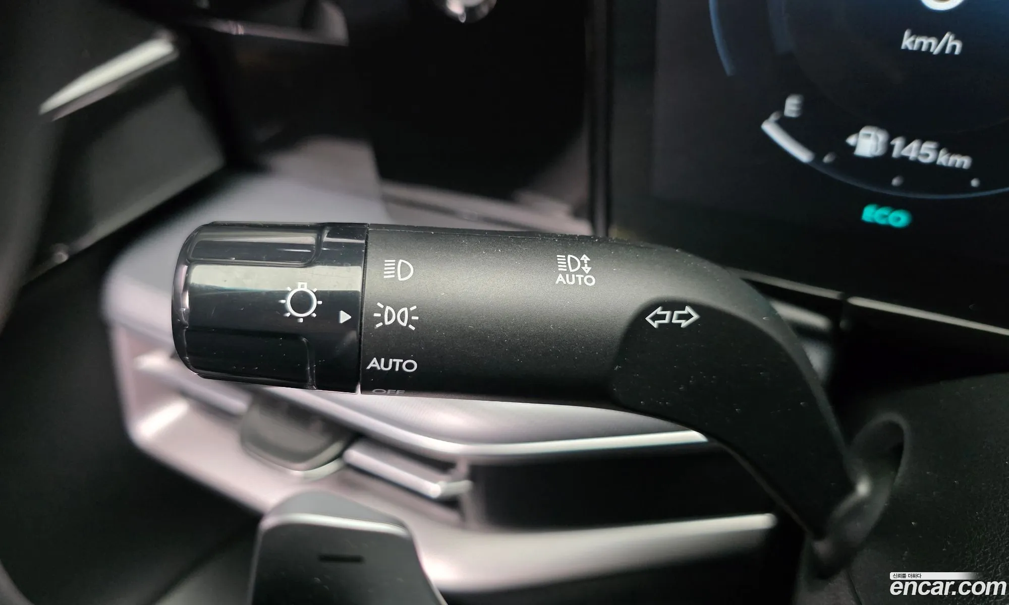 Hyundai Grandeur Hybrid 2023 — 22