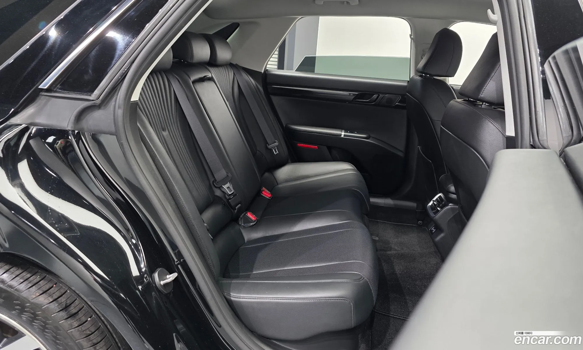 Hyundai Grandeur Hybrid 2023 — 7