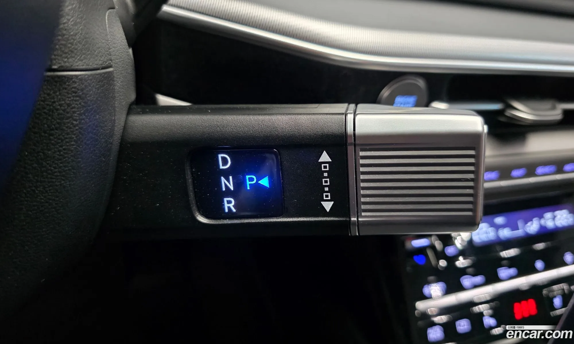 Hyundai Grandeur Hybrid 2023 — 3