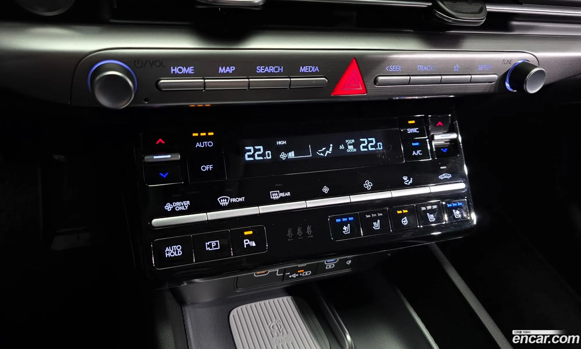 Hyundai Grandeur Hybrid 2023 — 21