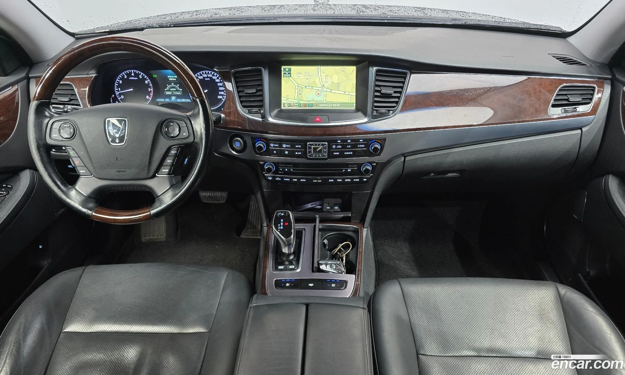 Hyundai Equus 2014 — 11